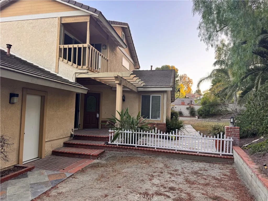 3605 Falconridge