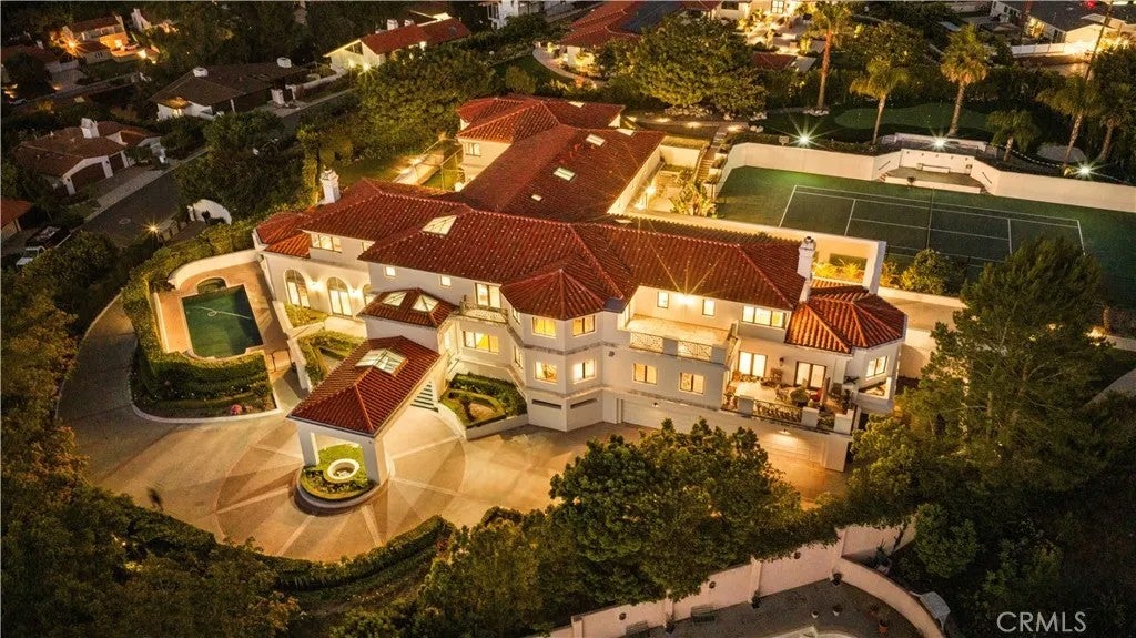 2228 Via Cerritos