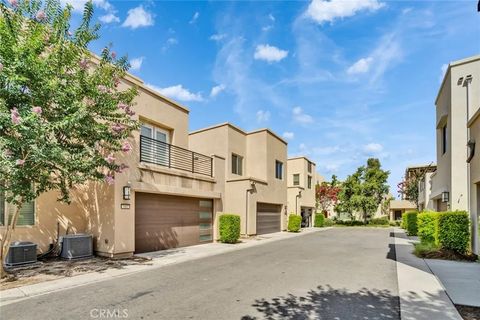 Tiny photo for 179 Terrapin, Irvine, CA 92618 (MLS # OC25245740)