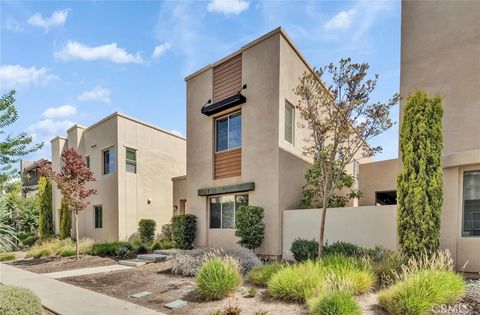 Tiny photo for 179 Terrapin, Irvine, CA 92618 (MLS # OC25245740)