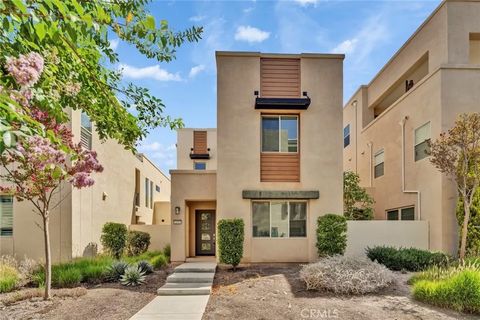 Tiny photo for 179 Terrapin, Irvine, CA 92618 (MLS # OC25245740)
