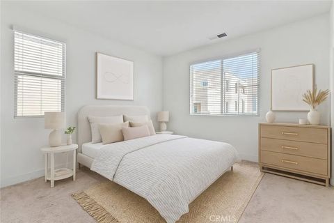 Tiny photo for 179 Terrapin, Irvine, CA 92618 (MLS # OC25245740)