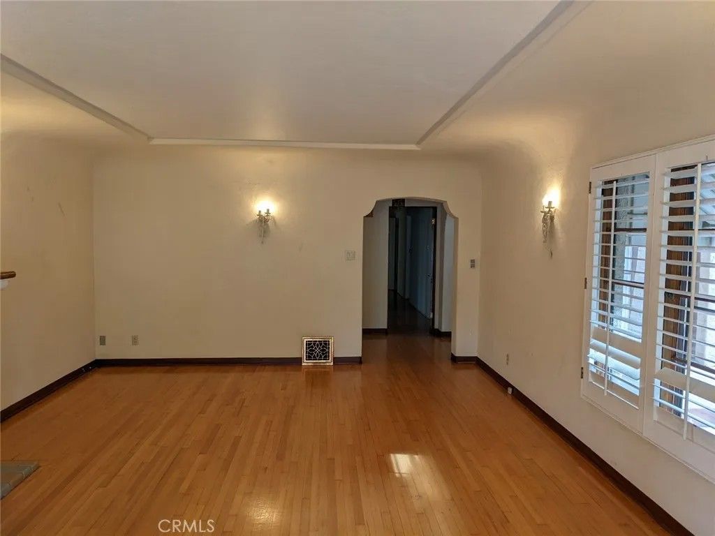 Photo of 316 Park Avenue #316, Long Beach, CA 90814 (MLS # PW26070537)