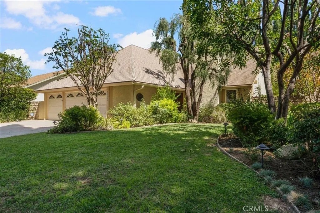 8324 Sale Avenue