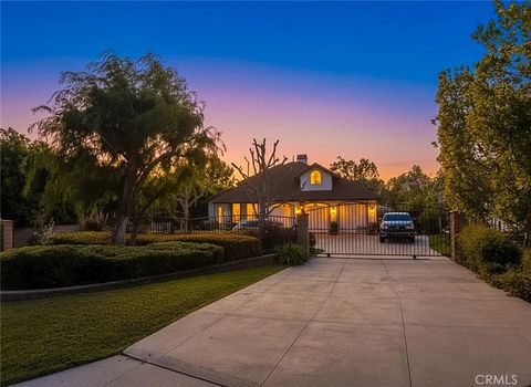 Photo of 12831 Fairhaven Extention Ext, Santa Ana, CA 92705 (MLS # PW26050243)