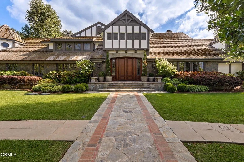 860 Flintridge Avenue