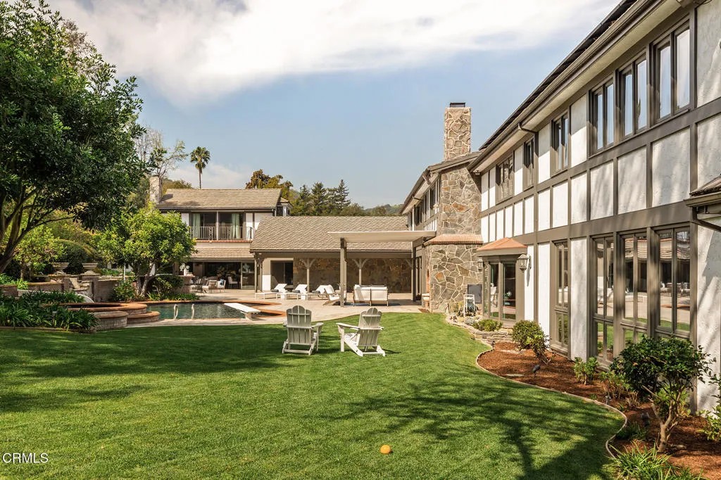 860 Flintridge Avenue