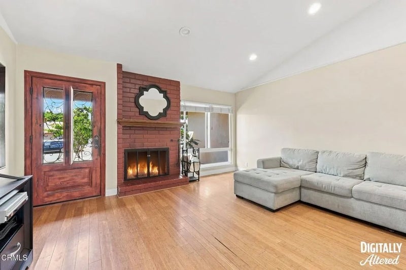 828 Burlington Avenue