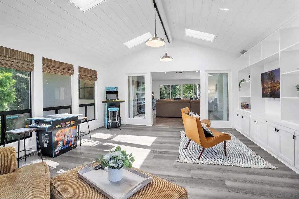 Photo of 3550 Laketree Dr, Fallbrook, CA 92028 (MLS # 2600696)