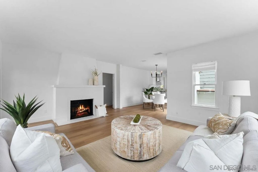 Photo of 503 Rosemont St, La Jolla, CA 92037 (MLS # 250045742)