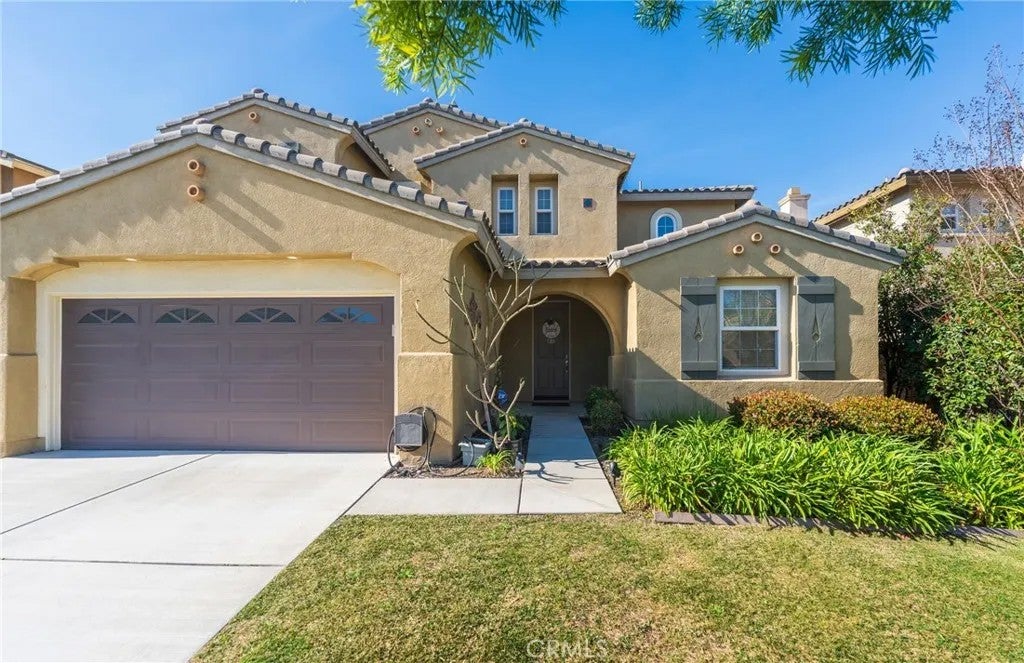 Photo of 17073 Spring Canyon, Riverside, CA 92503 (MLS # OC26043753)