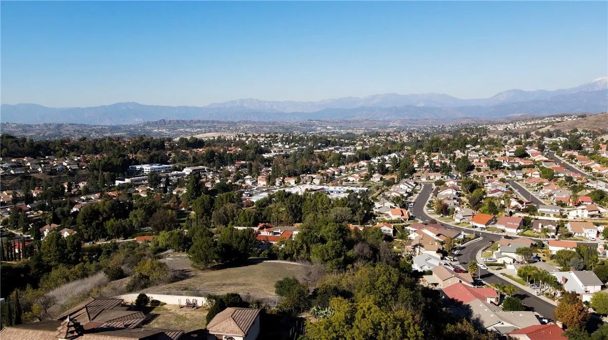 23509 Ridge Line