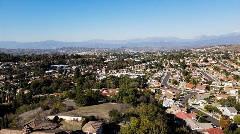 23509 Ridge Line