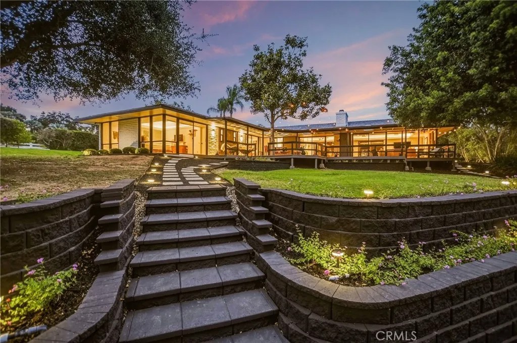 224 Tumble Creek
