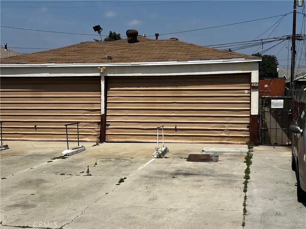 4535 E 55th