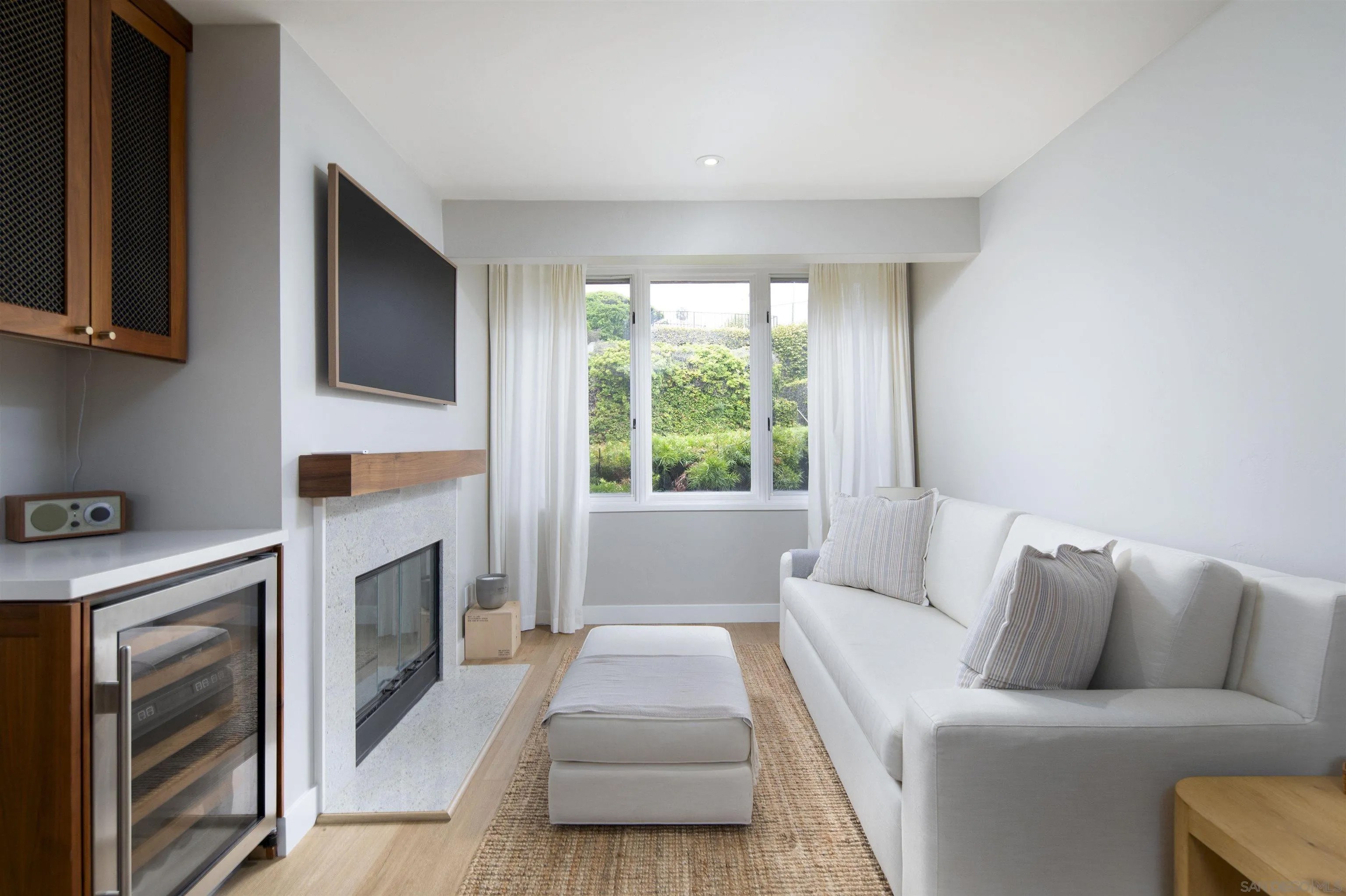 1562 Camino Del Mar 547