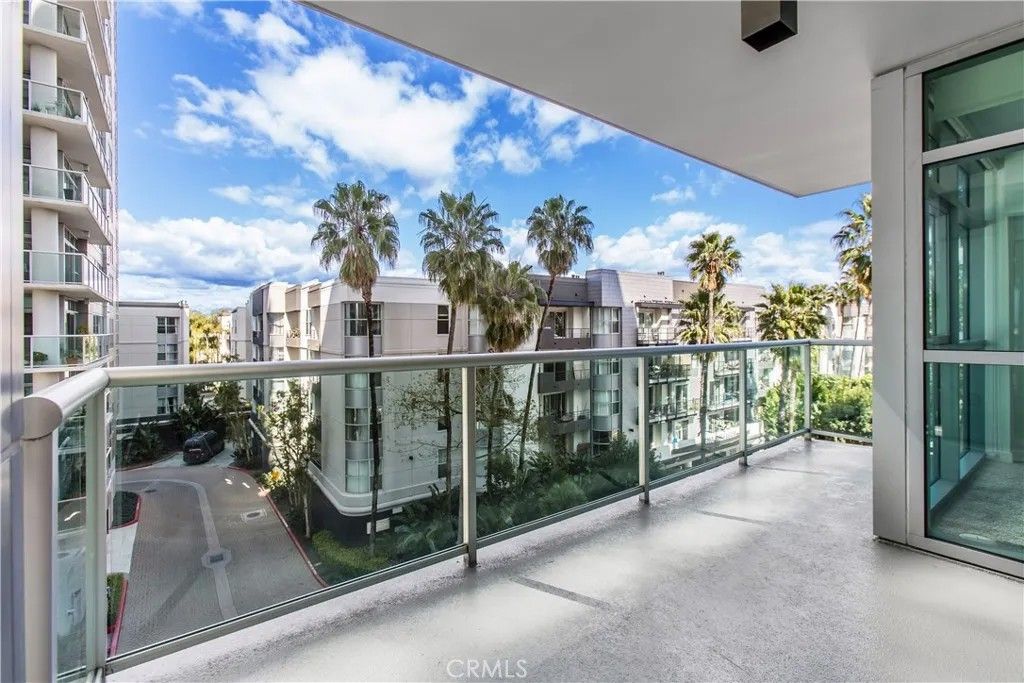 Photo of 13650 Marina Pointe Drive #506, Marina Del Rey, CA 90292 (MLS # OC26068378)