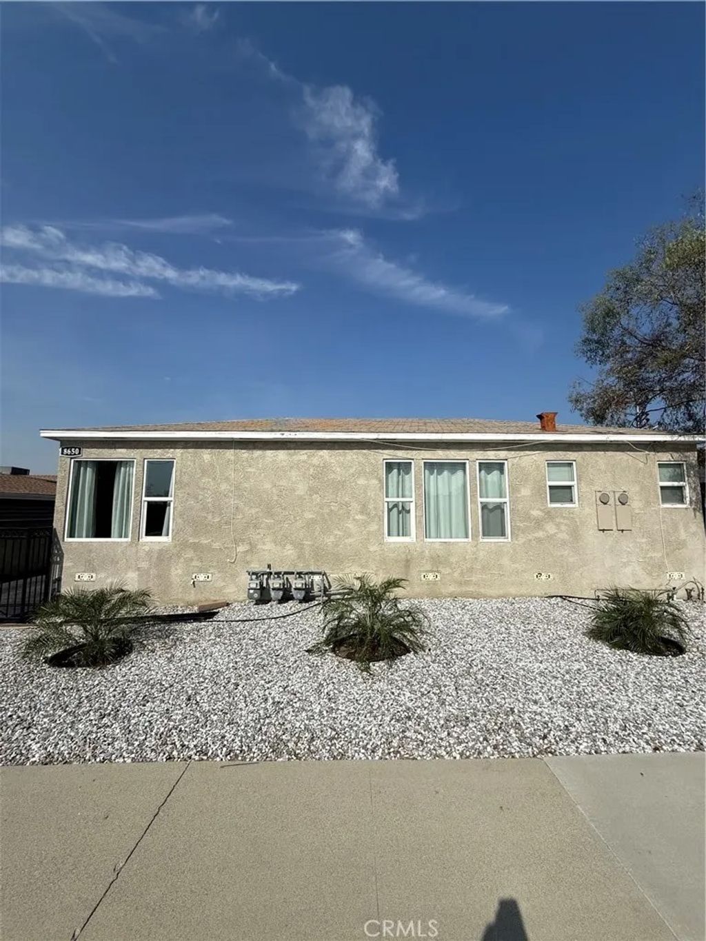 Photo of 8650 Alder Ave, Fontana, CA 92335 (MLS # IV26080800)