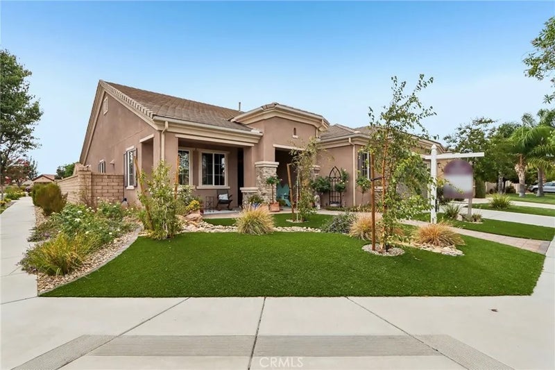 1645 Camino Cresta