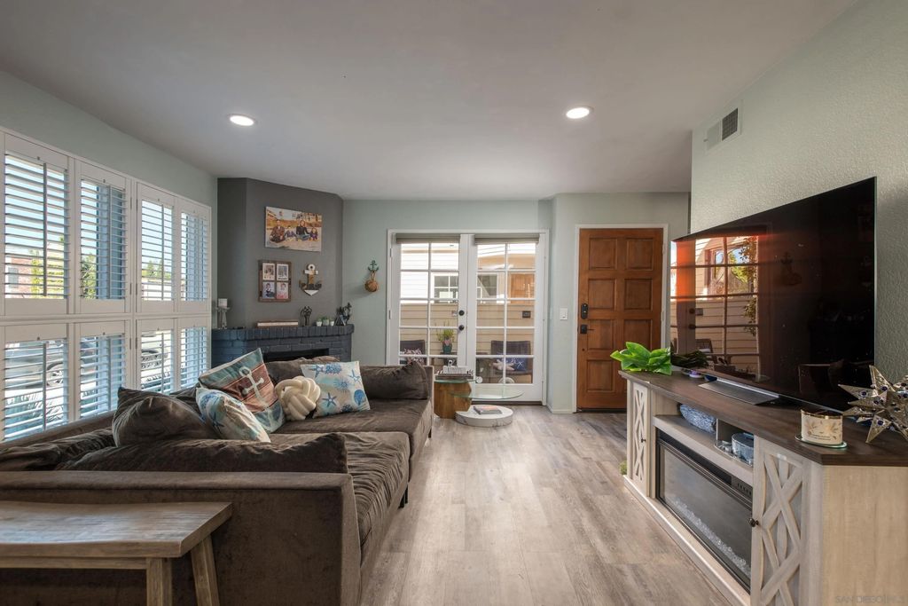 Photo of 7585 Eads Ave #A, La Jolla, CA 92037 (MLS # 250041935)