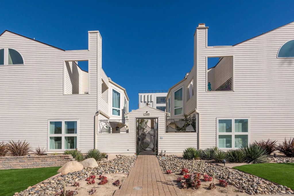 Photo of 7585 Eads Ave #A, La Jolla, CA 92037 (MLS # 250041935)