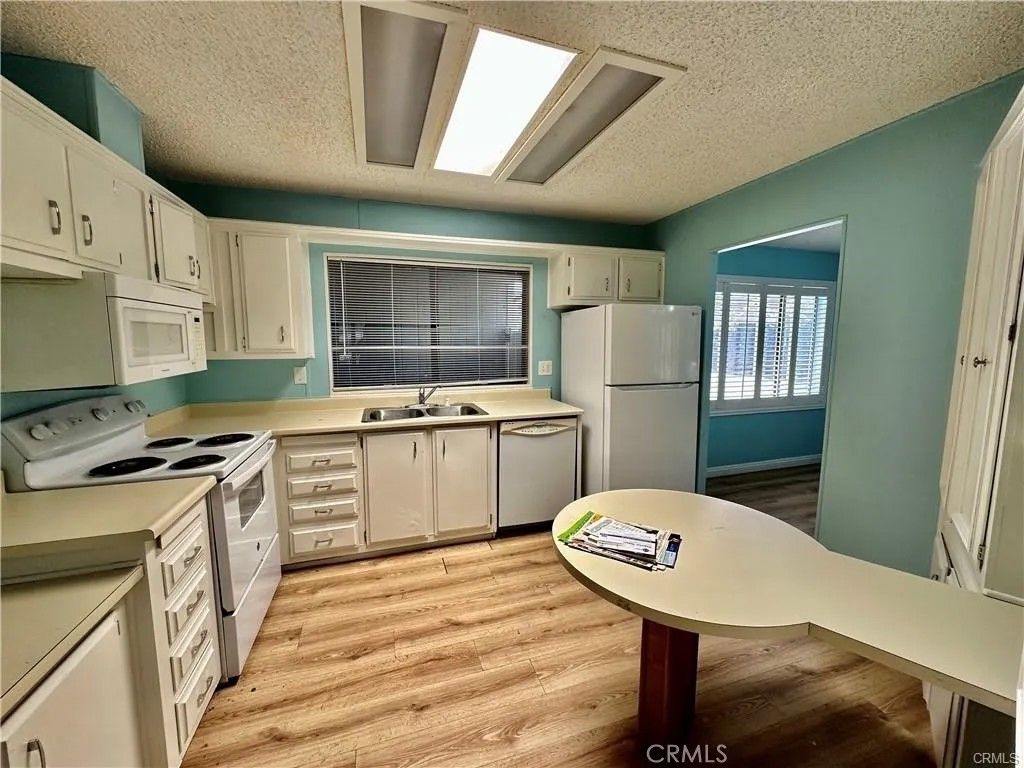 Photo of 2230 Lake Park Drive #223, San Jacinto, CA 92583 (MLS # SW25117326)