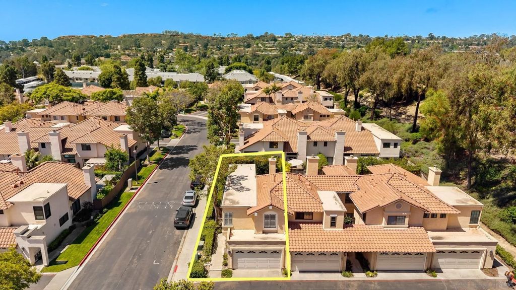 Photo of 3680 Caminito Cielo Del Mar, San Diego, CA 92130 (MLS # 260009423)