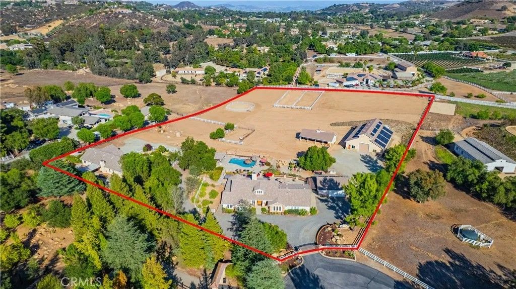 Photo of 19315 Avenida Cordoba, Murrieta, CA 92562 (MLS # SW25237934)