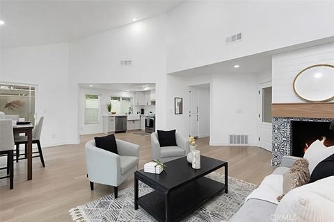 17738 Plaza Acosta San Diego CA 92128