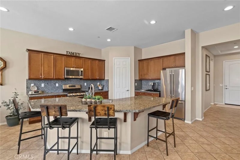 1584 Vinson