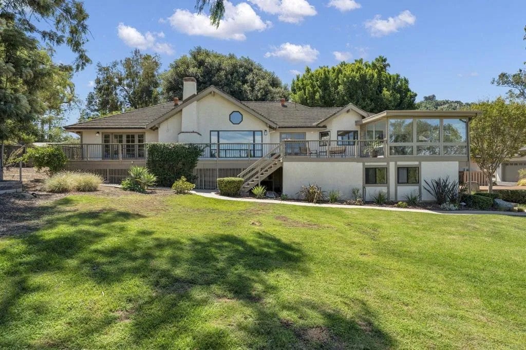 2730 Mountain View Drive
