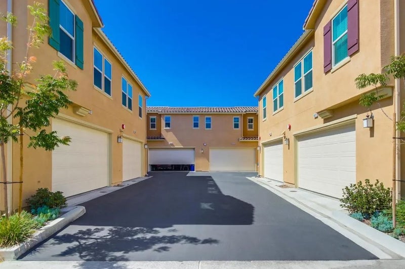 10541 Graphite Street