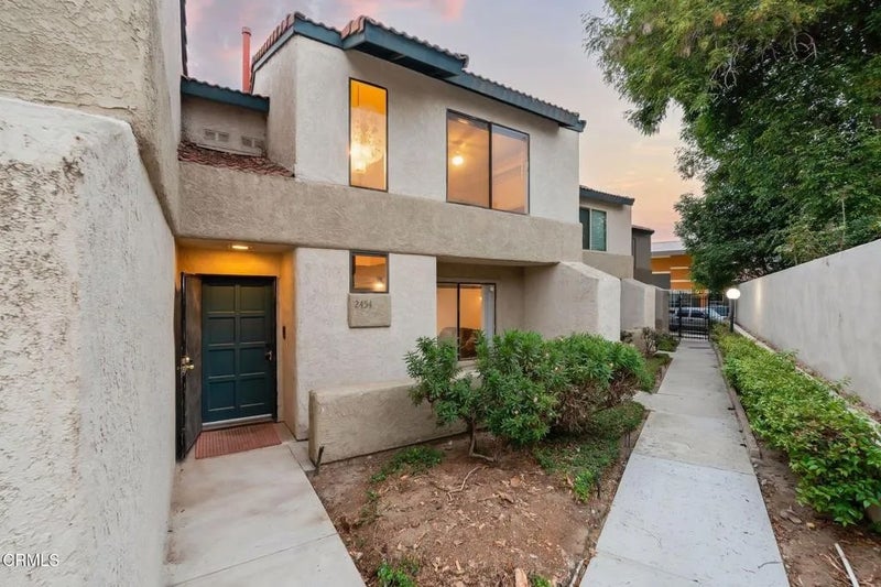 2454 Manzanita Drive