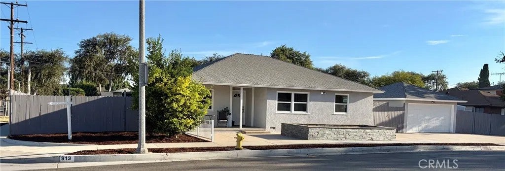 Photo of 913 N Raymond AVE, Fullerton, CA 92831 (MLS # PW26163078)