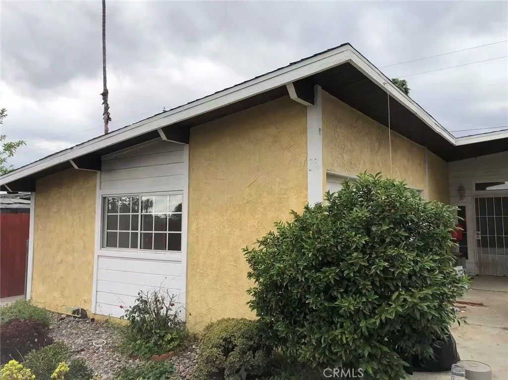 Photo of 16151 E Kingside Dr, Covina, CA 91722 (MLS # WS26070600)