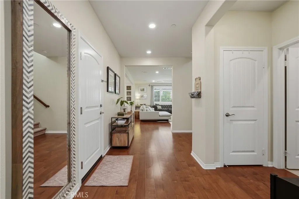 7664 Las Brisas Court