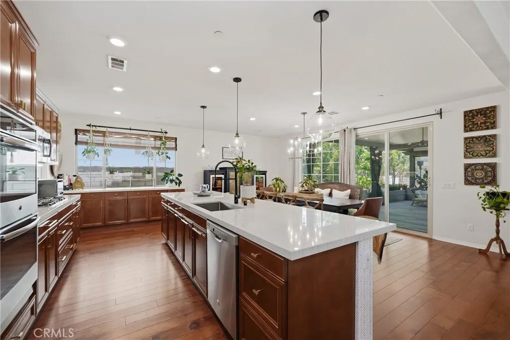 7664 Las Brisas Court