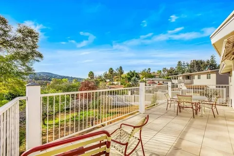 3925 Rogers Rd, Spring Valley, CA 91977 - #: PTP2509172