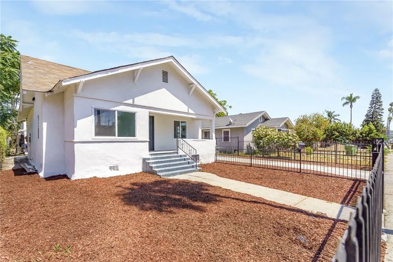 925 W 84th