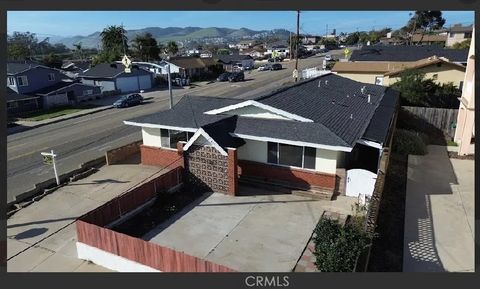 Photo of 417 Saratoga Ave, Grover Beach, CA 93433 (MLS # PI26052784)
