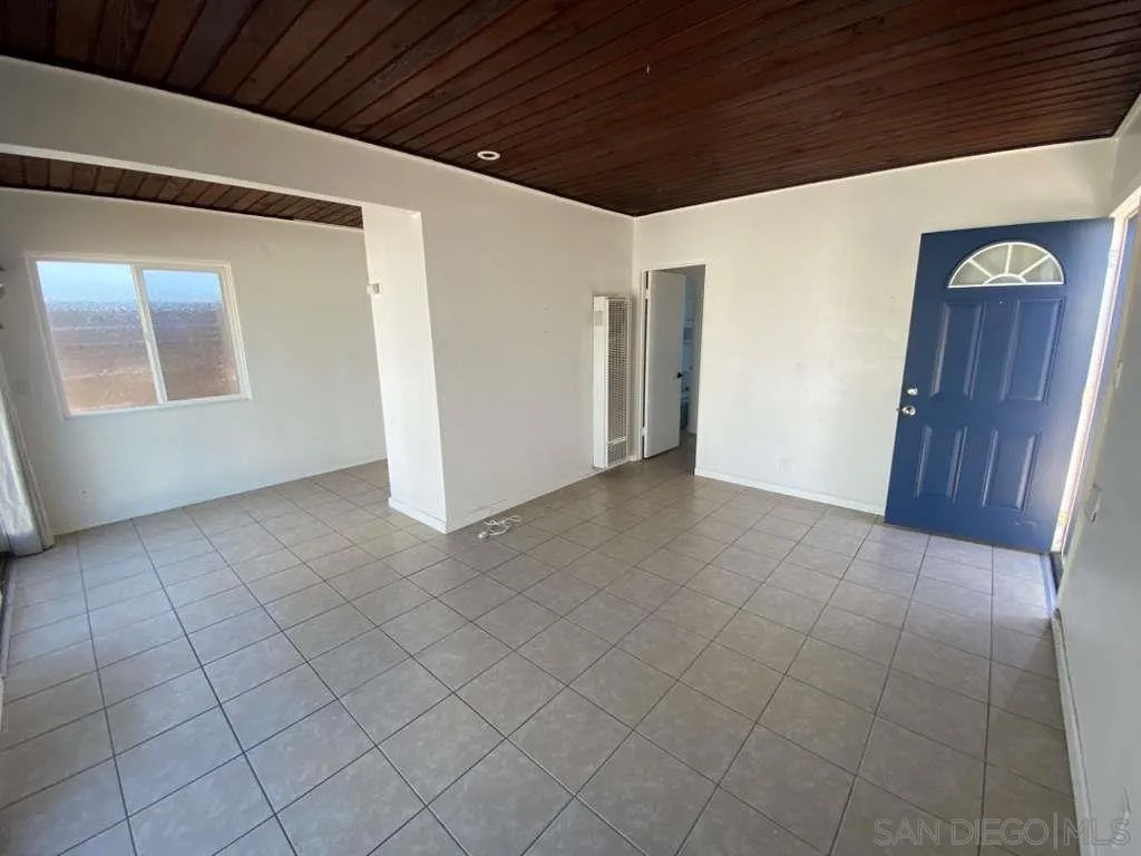 5160.5 W Point Loma Blvd