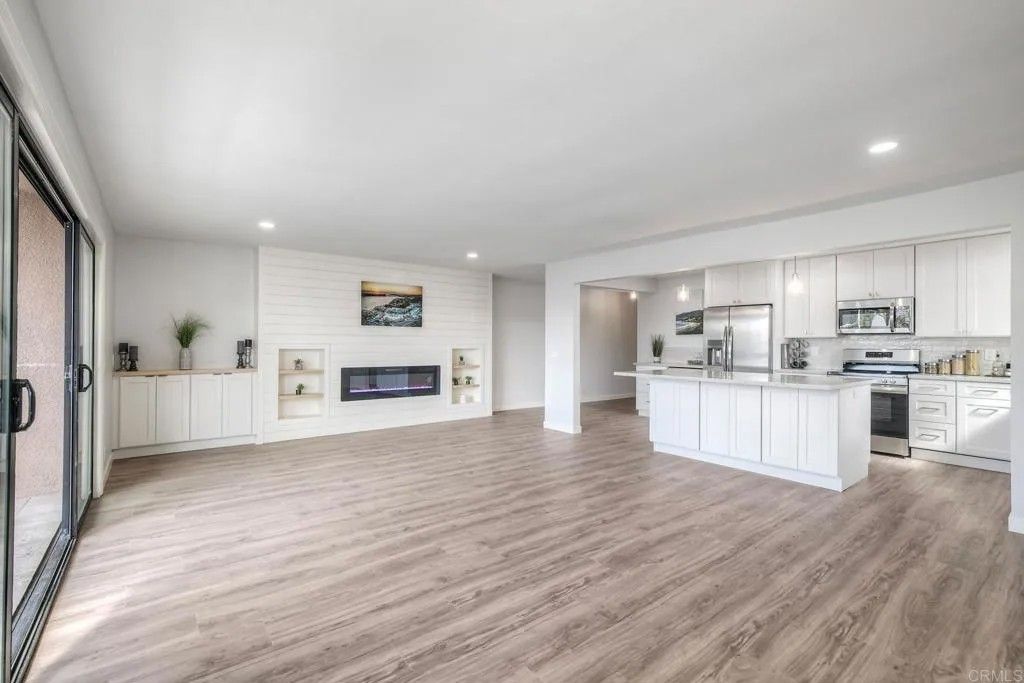 Photo of 4705 Marina Dr, Carlsbad, CA 92008 (MLS # NDP2605533)