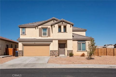Photo of 3013 Via Bella Rosa, Rosamond, CA 93560 (MLS # SR25251622)