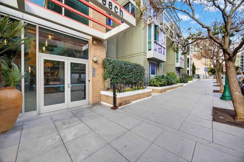 Tiny photo for 300 W Beech St #10, San Diego, CA 92101 (MLS # 260009861)