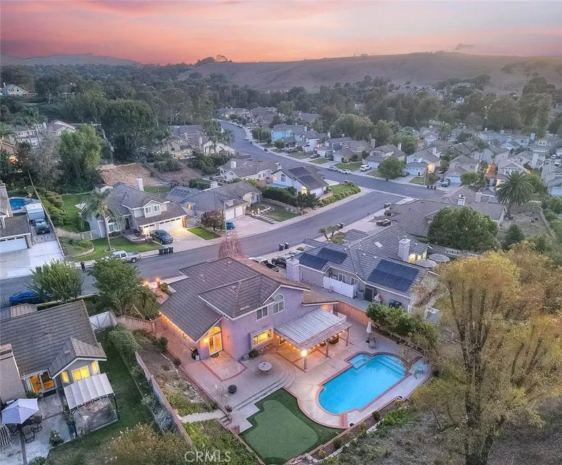 3222 Moonlight Court
