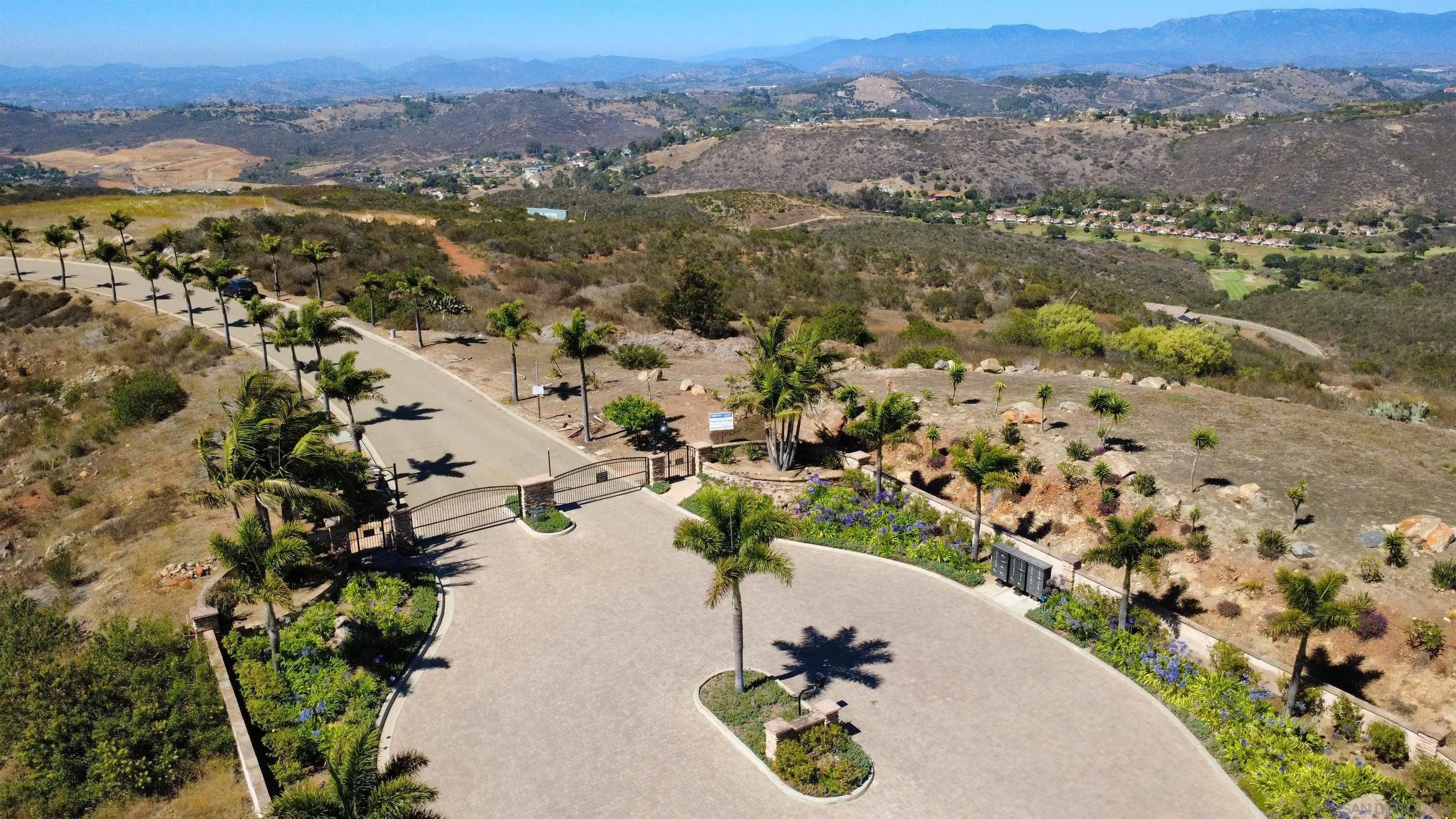 2220 Panoramic Dr. 10