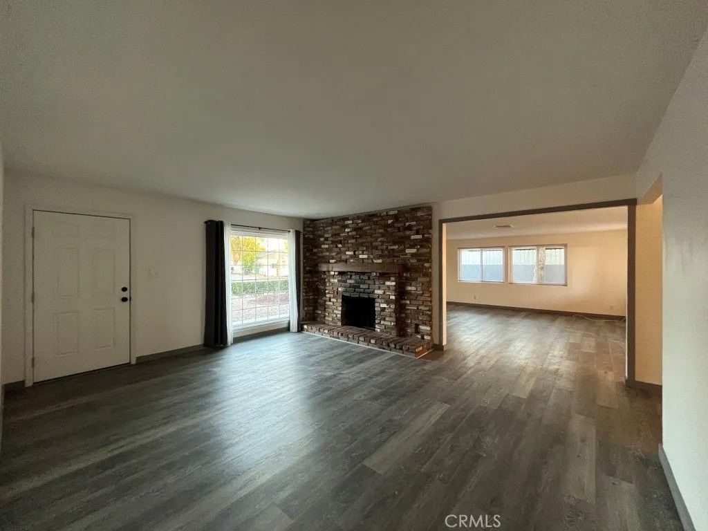 Photo of 19954 Parthenia Street, Northridge, CA 91324 (MLS # SR26043992)