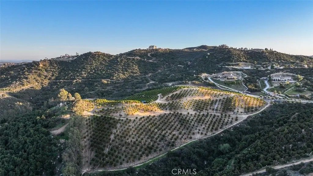 Photo of 0 Stone Point, Murrieta, CA 92562 (MLS # ND25226950)