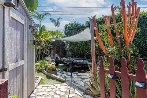 Tiny photo for 8242 Grant Drive, Huntington Beach, CA 92646 (MLS # WS25247461)