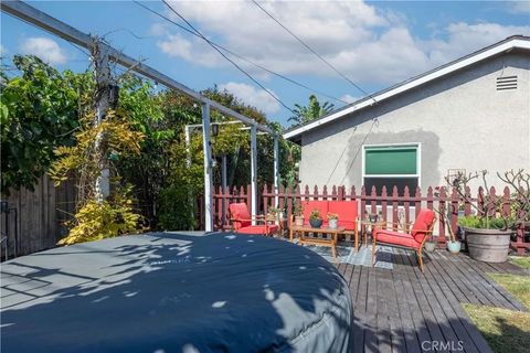 Tiny photo for 8242 Grant Drive, Huntington Beach, CA 92646 (MLS # WS25247461)